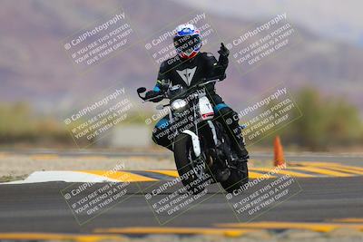 media/Sep-11-2022-SoCal Trackdays (Sun) [[81b7e951af]]/Turn 14 (1130am)/